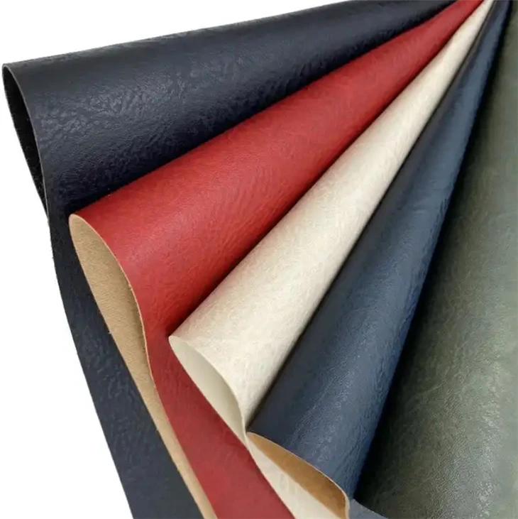 Sedia in PVC Vs Pu Vs Pelle